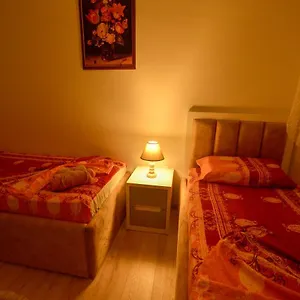 شقة Denis Comfort, شكودر